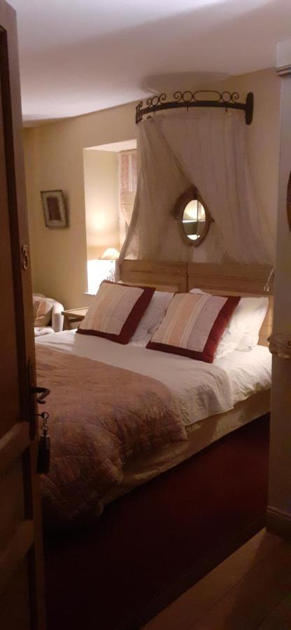 Le Relais Du Haras Hotel Champagne-Saint-Hilaire Exterior photo